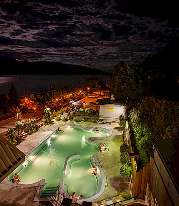 Ainsworth Hot Springs Resort